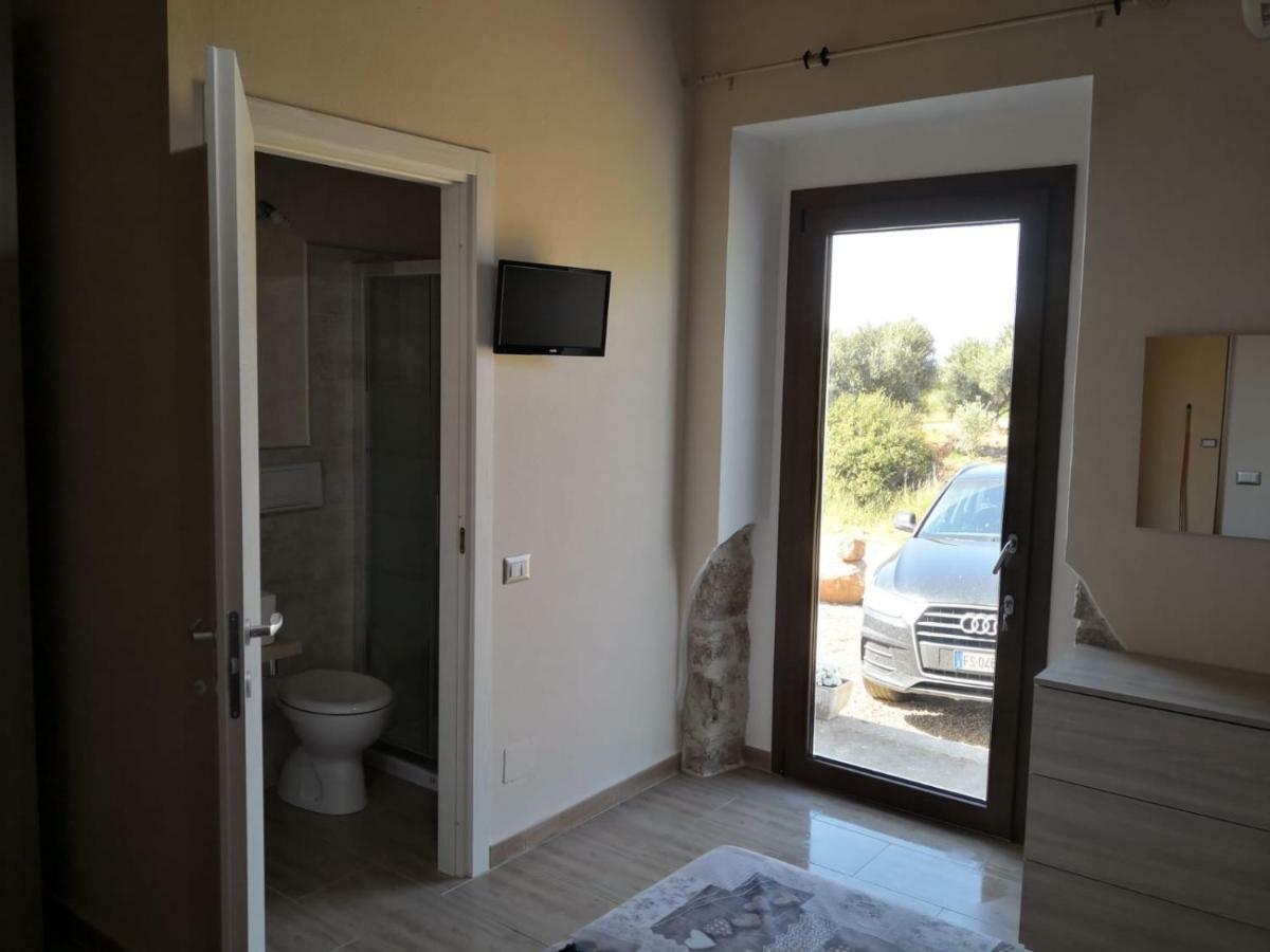 B&B Gli Ulivi Сант'Анна-Аррези Экстерьер фото
