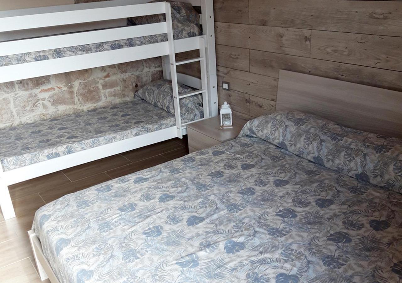 B&B Gli Ulivi Сант'Анна-Аррези Экстерьер фото